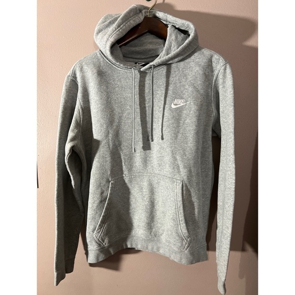 Nike Gray Sweatshirt Classic Athletic Style - Picture 1 of 4